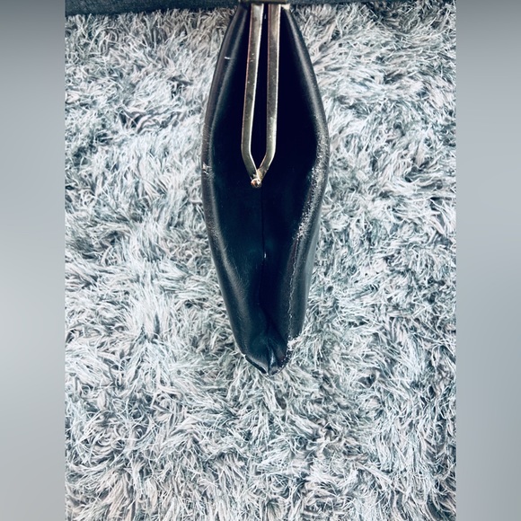 LOEWE GENUINE LEATHER ANTIQUE HANDBAG MADE IN SPAIN - Picture 5 of 16